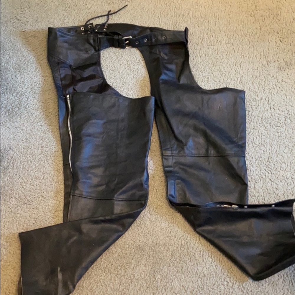 Men’s Event Biker Leather Chaps. Size L